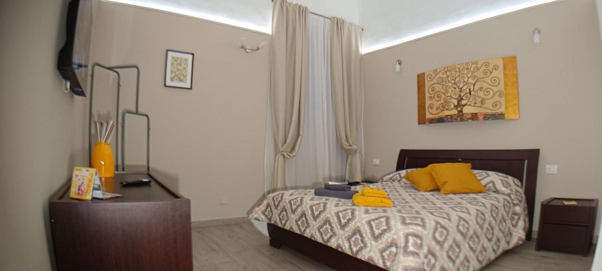 Exclusive House In The Center Apartment คาตาเนีย ภายนอก รูปภาพ