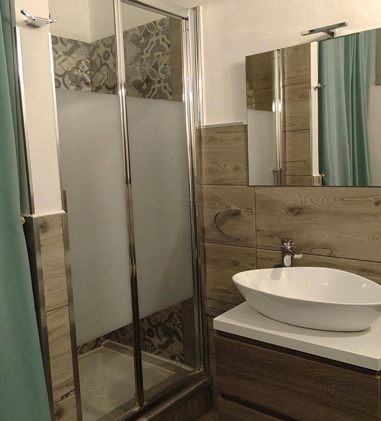 Exclusive House In The Center Apartment คาตาเนีย ภายนอก รูปภาพ